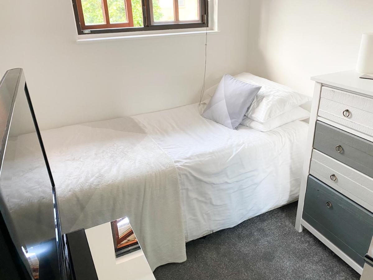 Harbourside House - Great Location - Parking - 2 En-Suites - Sleeps 5 Plus 1 Пул Экстерьер фото